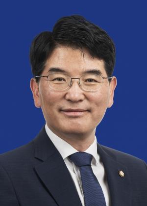 박완주 의원, "선거사무소 입주 불법이라면 오히려 피해자"