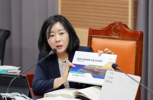 아산시의회 김은아 의원, 외암마을 저잣거리 활성화 방안 제시