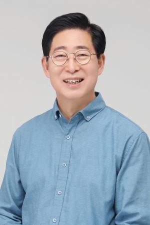 양승조, 후보 단일화 경선에서 승리