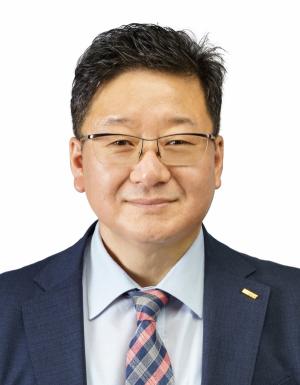 창의적 지식창출과 산학연 협력의 새로운 지평을 열어나가겠다